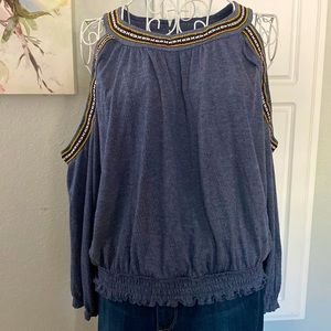 It’s our time blue cold shoulder blouse XL long sleeve never worn juniors